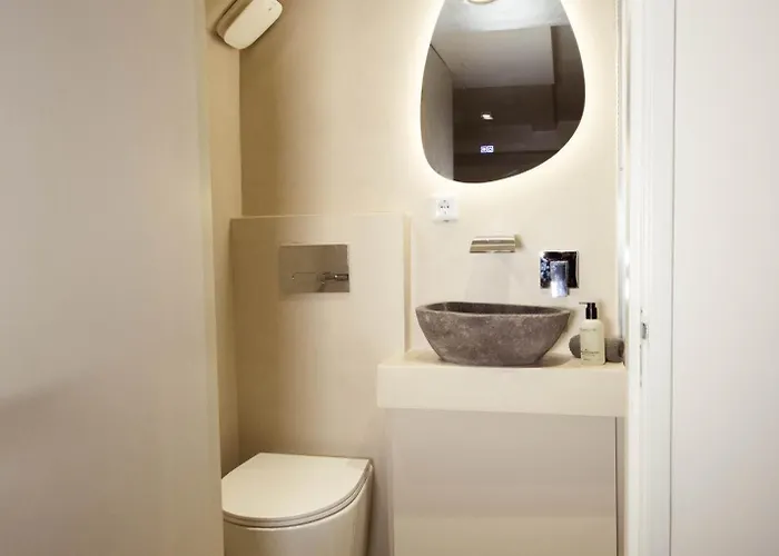 Luxury Canal In The Location Of !!! Apartman